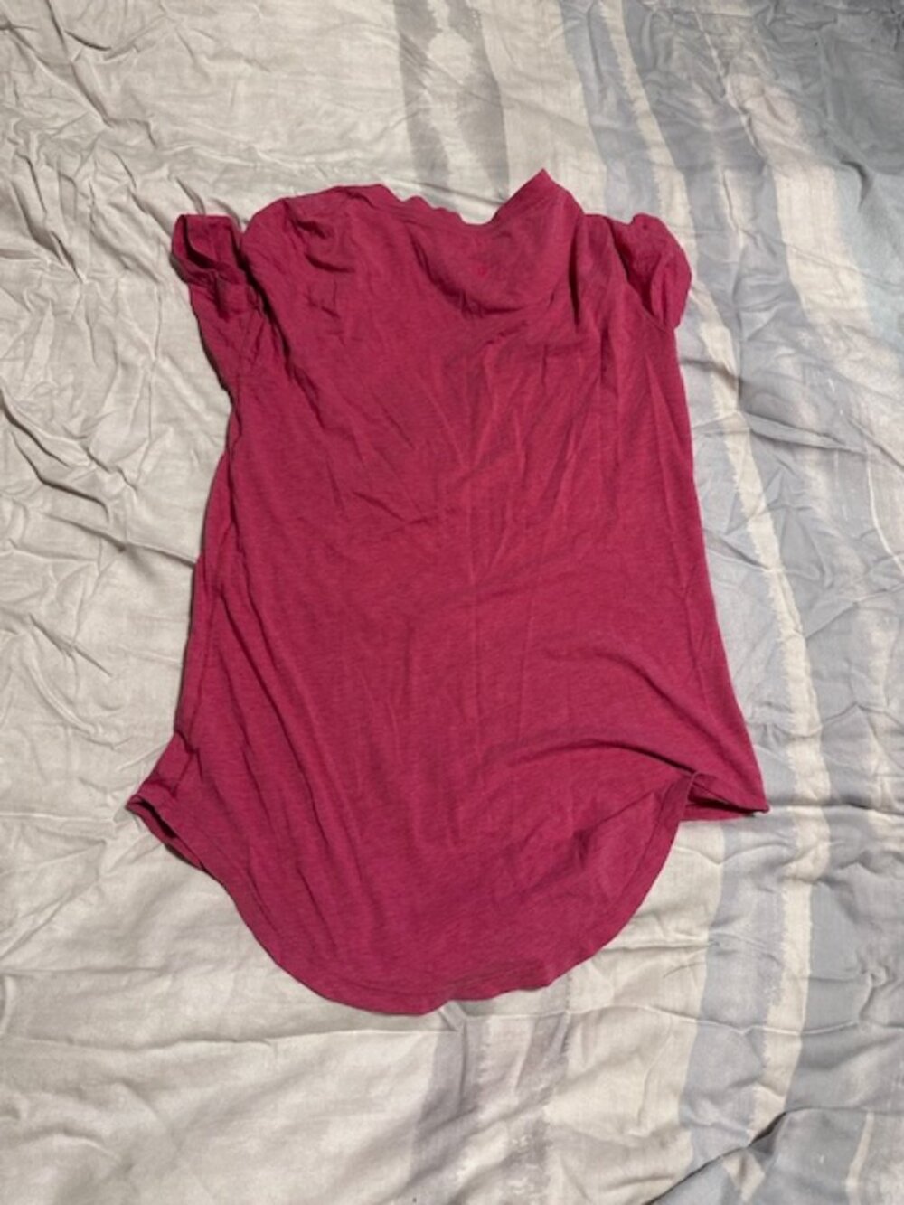 Lululemon Love T shirt size 6